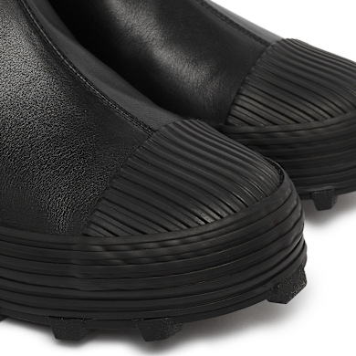 Buy CamperLab Traktori in black | A700004-001 | solebox