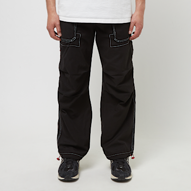 カーペンター Buy Pleasures Public Utility Pants in zwart | P24SP038-BLACK | solebox