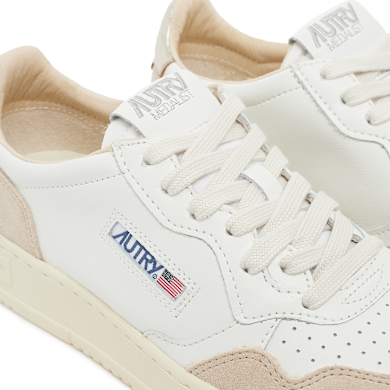 Buy Autry Wmns Medalist Low in beige | AULWLS75 | solebox