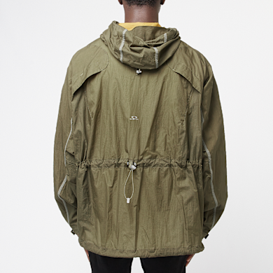 Buy Oakley Latitude Flight Wind Jacket in green | FOA406828-7CE