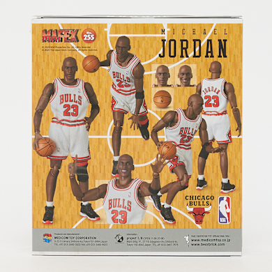 Buy Medicom MAFEX Michael Jordan (Chicago Bulls Home) in