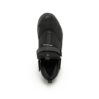 Buy Jordan Wmns Trunner LX in zwart | HQ2164-001 | solebox