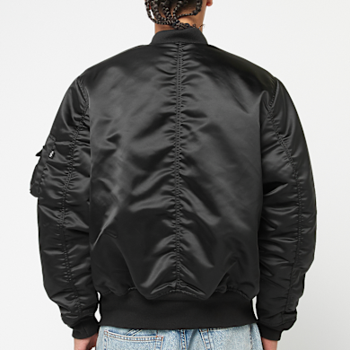Buy Alpha Industries MA-1 3M Flight Jacket in zwart | 756111-03