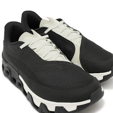 Buy On x PAF Cloudmonster Hyper in black | 3MF30931043 | solebox