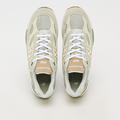 Buy New Balance 992 Made in USA (U992720) in beige | U992720 | solebox