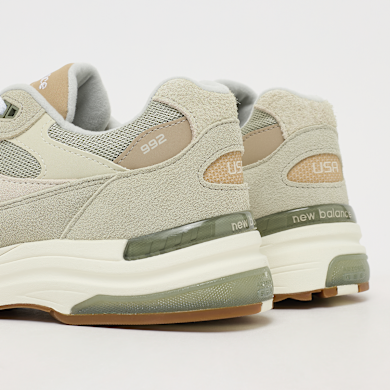 Buy New Balance 992 Made in USA (U992720) in beige | U992720 | solebox