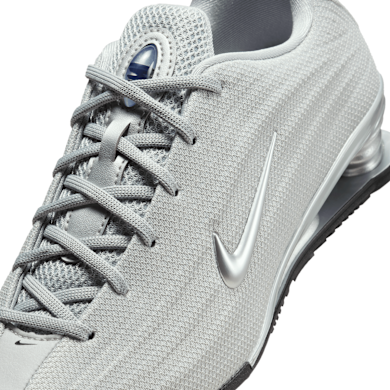 Buy Nike Wmns Shox Z metallic in silver/metallic silver-black