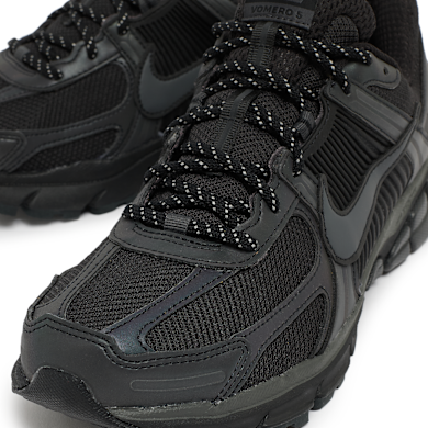 Buy Nike Zoom Vomero 5 SE in black/black-anthracite-lt lemon twist