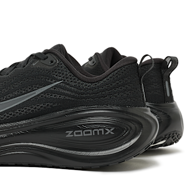 Buy Nike Vomero Plus in black/dk smoke grey-mtlc dark grey