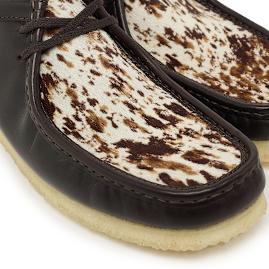 Buy Clarks Originals Wallabee in brown | 26183768 | solebox