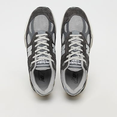 Buy New Balance 991v2 (U991RG2) in grey | U991RG2 | solebox