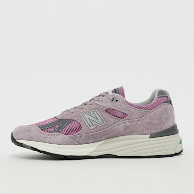 Buy New Balance 991v2 (U991RR2) in roze | U991RR2 | solebox
