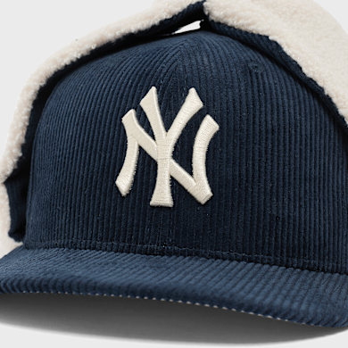 Buy New Era New York Yankees Mesh 59FIFTY Fitted Cap in navy
