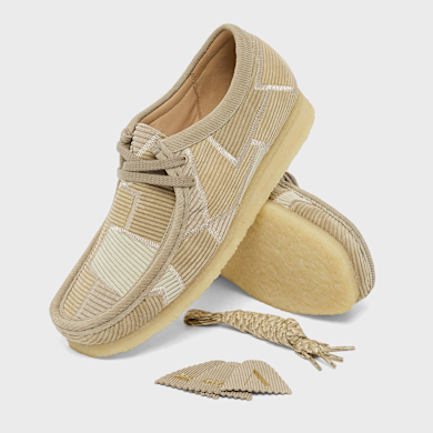 Clarks Wallabee ベージュ 24cm Buy Clarks Originals x Aleali May Wallabee in beige | 26185905