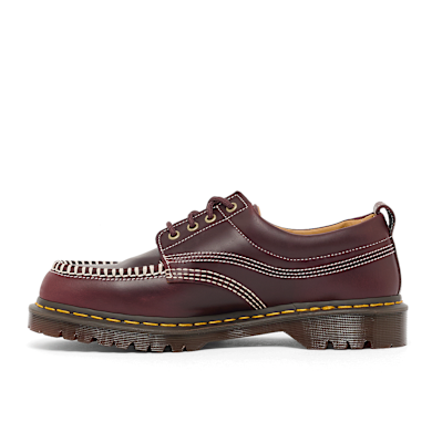 Buy Dr. Martens Lowell in cherry red | 31817600 | solebox