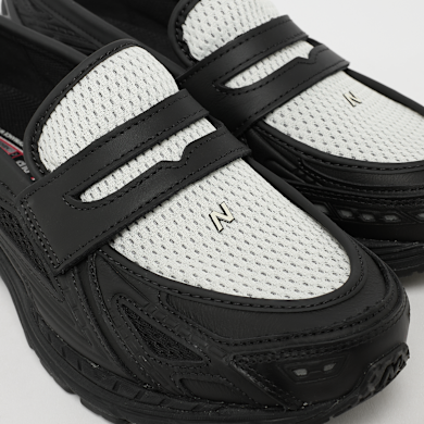 Buy New Balance 1906 Loafer (U19068G9) in black | U19068G9 | solebox
