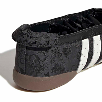 adidas gazelle silver green womens adidas Originals Women's Taekwondo Mei Ballet