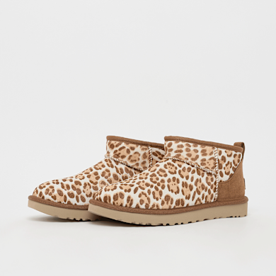 Buy UGG Wmns Classic Ultra Mini Plains in brown | 1178110-FDJ