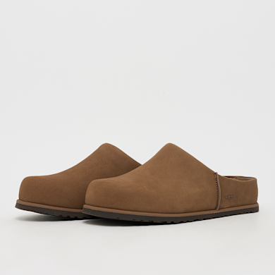 Buy UGG Otzo Clog in dark chestnut | 1175209-DKC | solebox