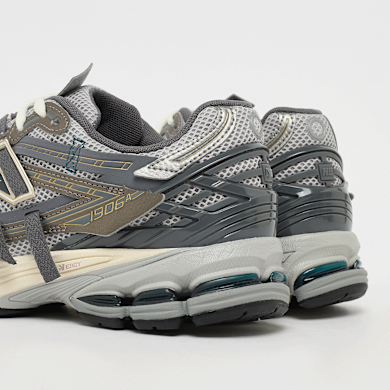 Buy New Balance 1906 in brown | U19066U8 | solebox