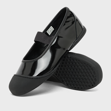 はに Buy Vans OTW Mary Jane Prima Black Patent in zwart | VN000EFF3KY1