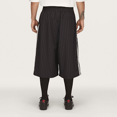 BLK 大阪桐蔭短パンWHIRL WIND XL Buy adidas Originals x Willy Chavarria Pinstripe Short in black