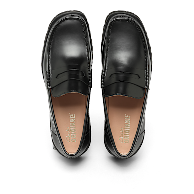 Buy Clarks Yukoner Penny in black leather | 26185705 | solebox