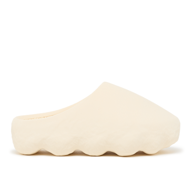 Buy Zellerfeld MarsMellow by CRO x solebox Slide in beige | MARS