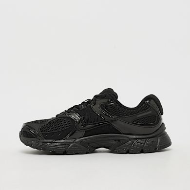 Buy Nike V5 RNR (Runner) in zwart | HQ7901-001 | solebox