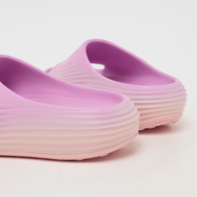 Buy Nike Wmns Reactx Rejuven8 Slide in lichtroze | HV4484-802