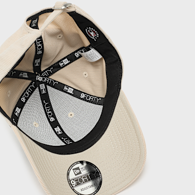 Buy New Era Soft Cord 9Forty® New York Mets in beige | 60856339