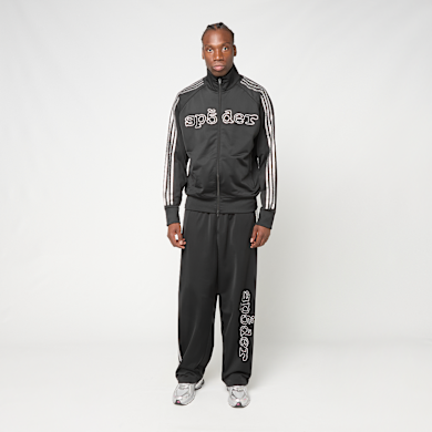 Buy adidas Originals x Sp5der World Cup Trackpant in zwart