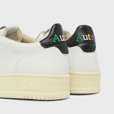 Buy Autry Medalist Low in lea/lealogo wht/blk | AULMBG02 | solebox