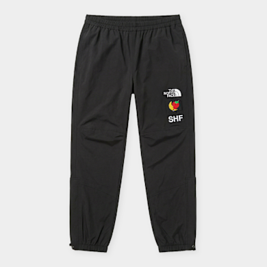 Buy The North Face x Sky High Farm Mountain Pant in zwart