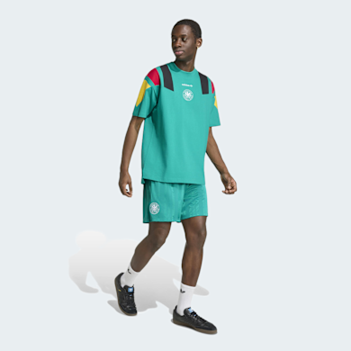 Buy adidas Originals DFB EQT Shorts in groen | KG2280 | solebox