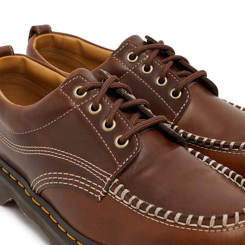 Buy Dr. Martens Lowell in braun | 31817243 | solebox