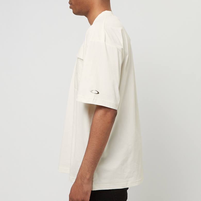 Buy Oakley FGL Scratch Tee 4.0 in ceramic white | FOA406369-33W