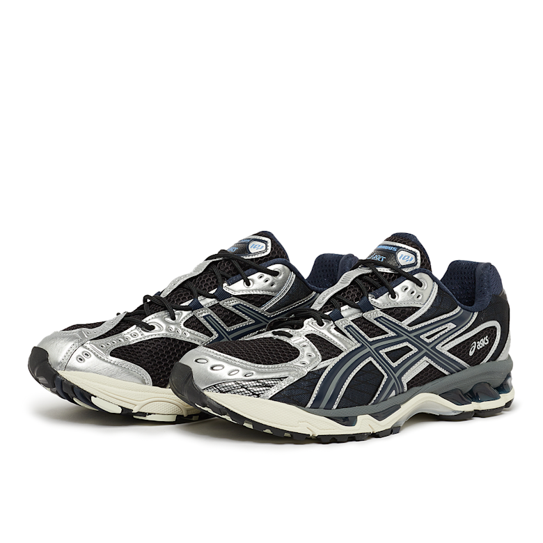 Buy ASICS SportStyle Gel-Nimbus 10.1 in blau | 1203A543-003 | solebox
