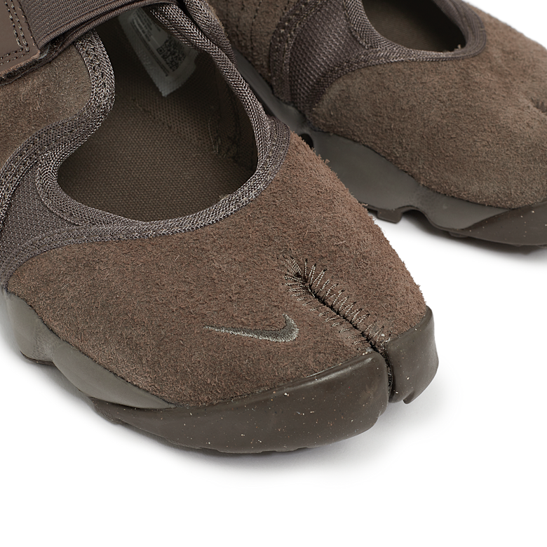 Buy Nike Wmns Air Rift in ironstone/cave stone | HQ1474-002 | solebox