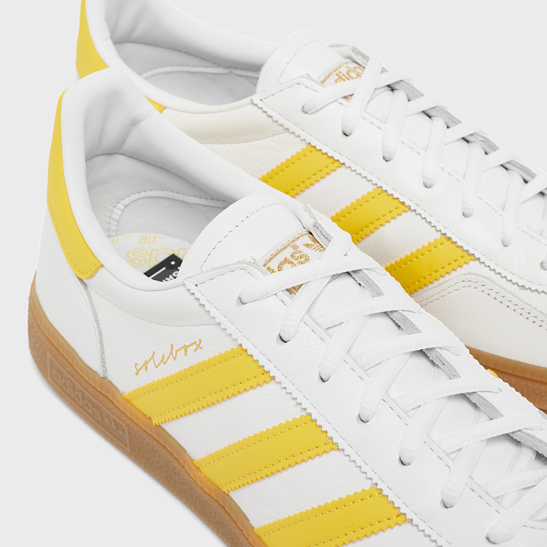 Buy adidas Originals x solebox Handball Spezial in ftwwht/impyel