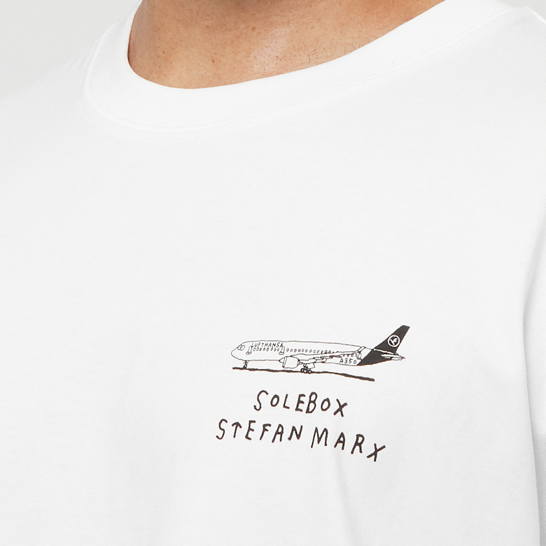 Buy solebox x Lufthansa x Stefan Marx Typo Tee in weiß | SBX