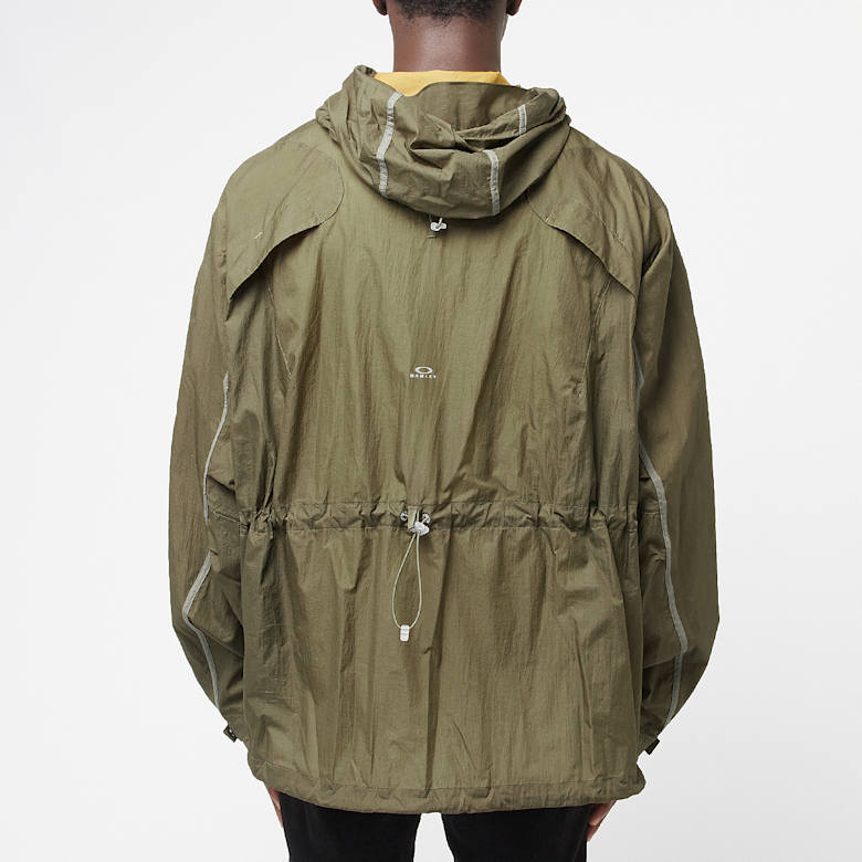 Buy Oakley Latitude Flight Wind Jacket in green | FOA406828-7CE