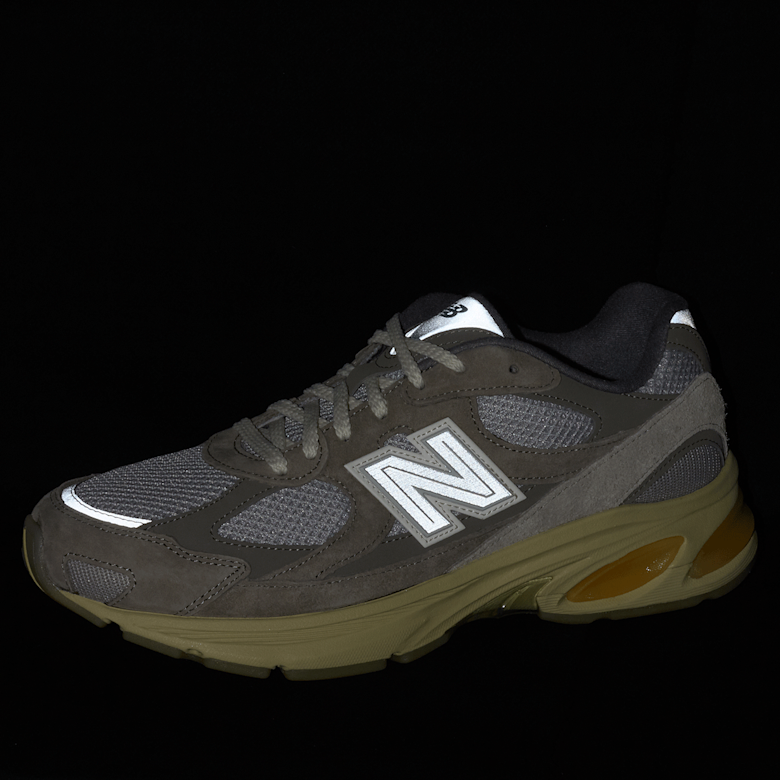 Buy New Balance 2010 (U2010GD) in grey/cream | U2010GD | solebox