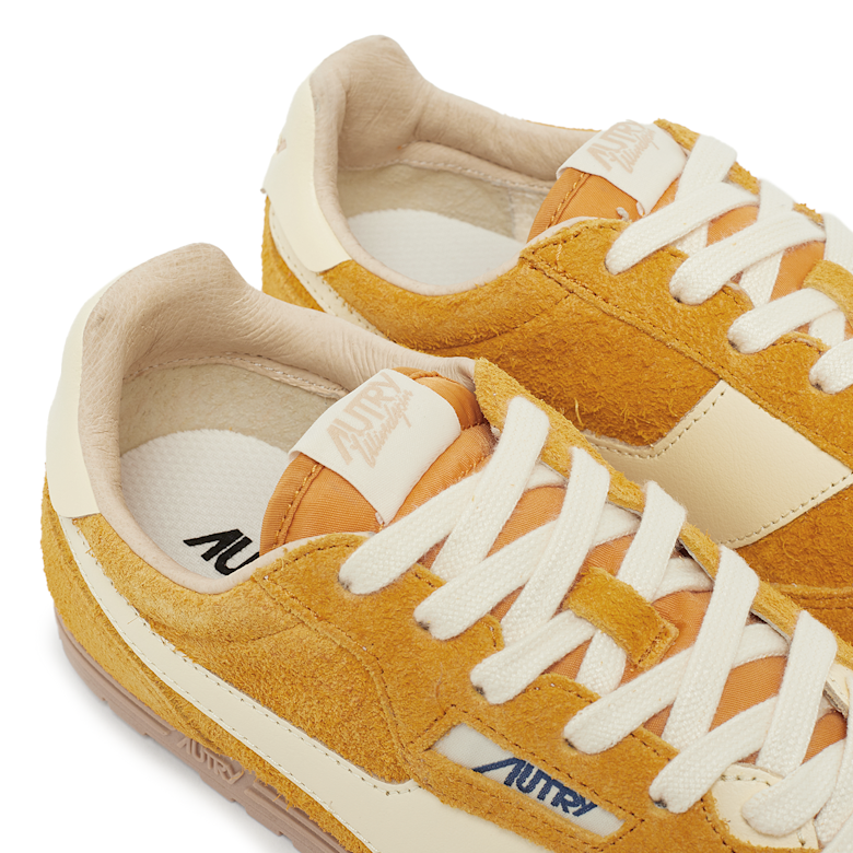 Buy Autry Wmns Windspin Low in yellow | WSLWUB03 | solebox