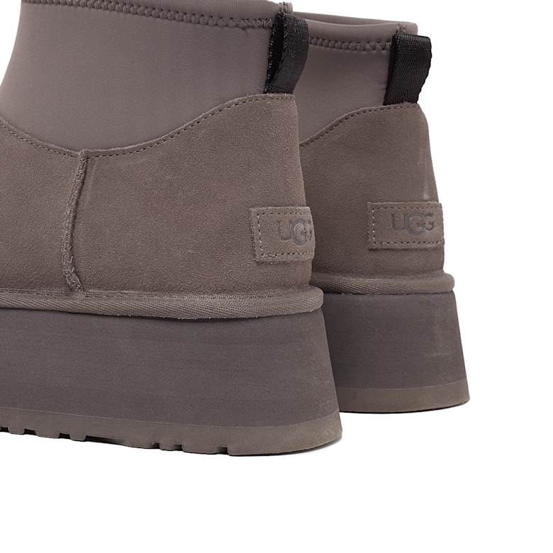 Buy UGG Wmns Classic Mini Dipper in grijs | 1168170-THND | solebox