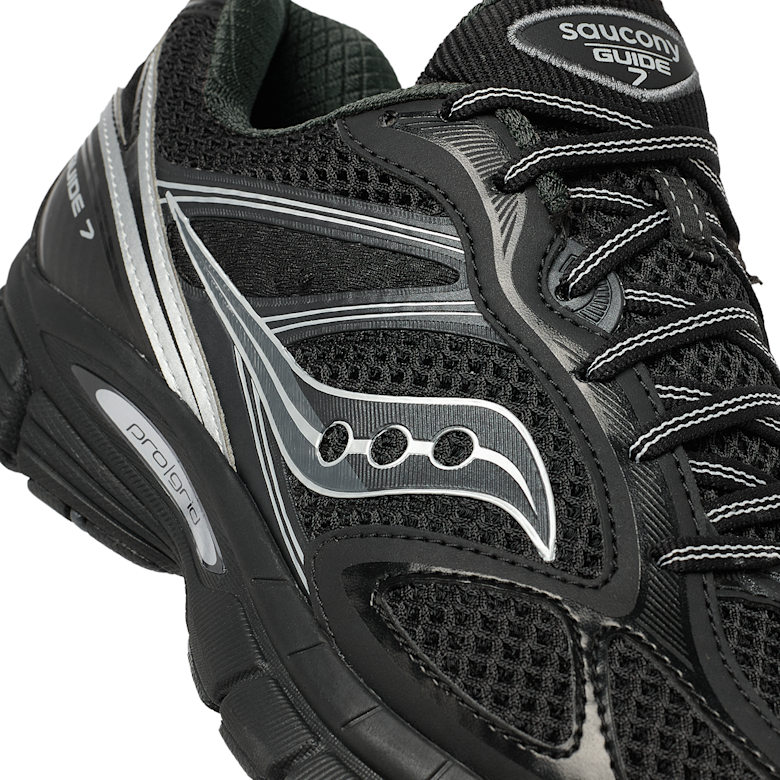 Buy Saucony Progrid Guide 7 in zwart | S70936-16 | solebox