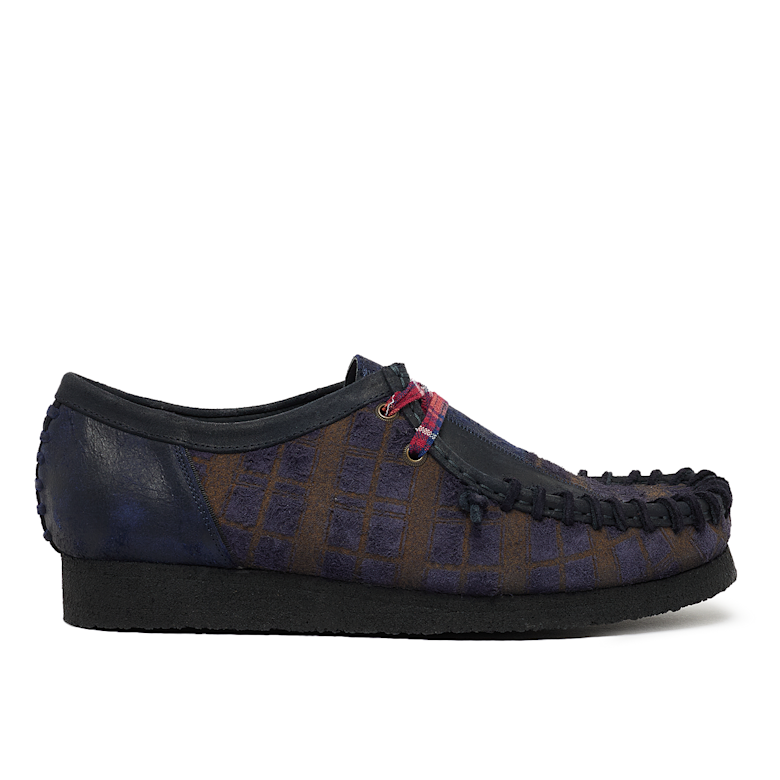 Buy Clarks x Nicholas Daley Wallabee in navi combi | 26180306