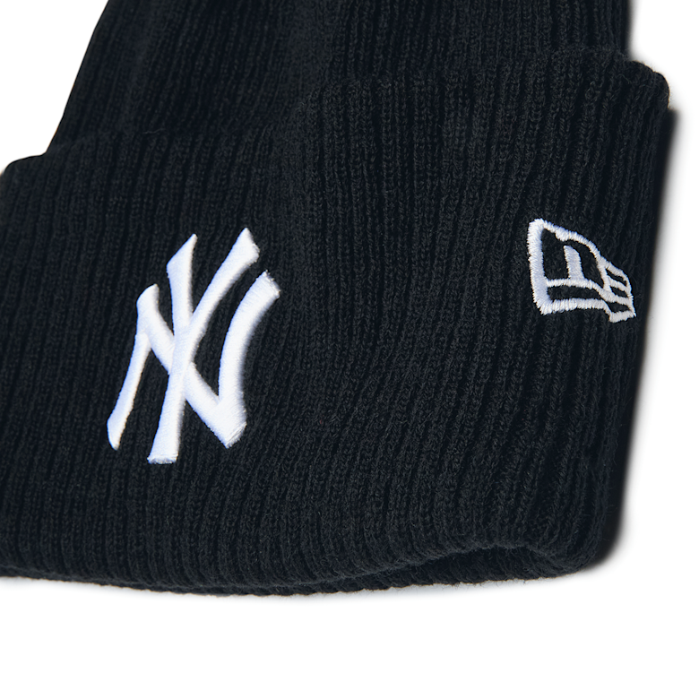 Buy New Era Wide Cuff Beanie New York Yankees in blue | 60691065