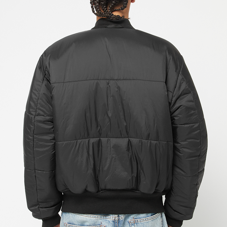 Buy Alpha Industries MA-1 3M Flight Jacket in zwart | 756111-03