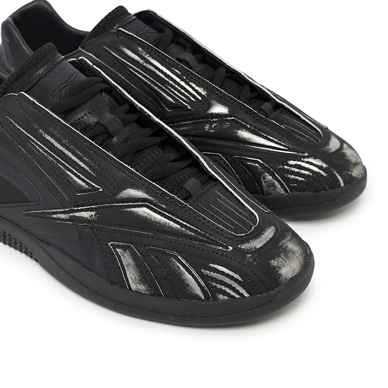 Buy Reebok Hammer Pro LTD in black buff metallic | 100260265 | solebox